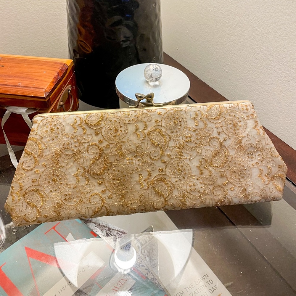 Vintage clutch